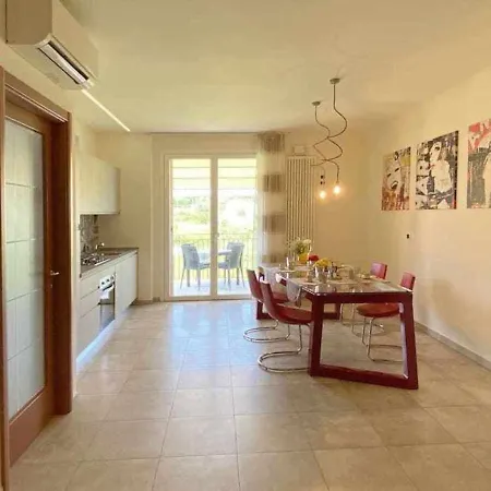 Apartment La Ginestraseaepeace *